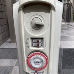 デロンギのオイルヒーターの画像