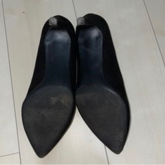 パンプスとミュール4点　〔まとめ売り〕の画像