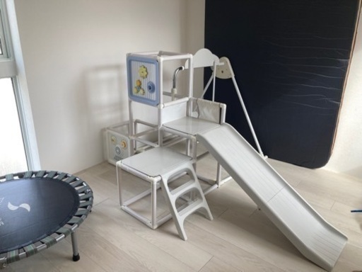 すべり台　ブランコ　室内アスレチック