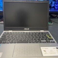 【ほぼ新品】E210MA-GJ003W　win11無償アップグレ...