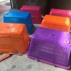バスケットカゴ、小物入れ等に！キズ、割れ、汚れの画像