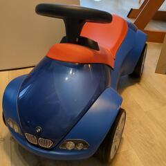 子供用の自動車の乗り物
