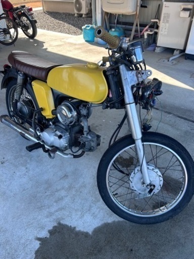 バイク yb-1 four