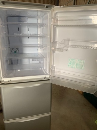シャープ両開き冷蔵庫2018年製