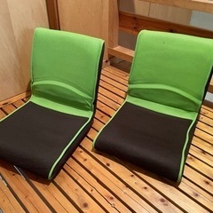 折りたたみ座椅子　緑×こげ茶　2つ
