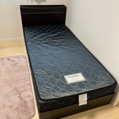 引き出し、棚付きシングルベッド　マットレス付きです
