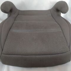 ジュニアシート　３歳～１１歳　１５kg～36kg
