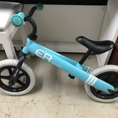 N2402-082 西松屋 キックバイク 足蹴りバイク 水色 取説あり 汚れあり 中古の画像