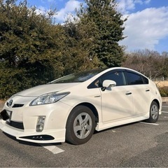 プリウスGグレード　　 サンルーフ付き