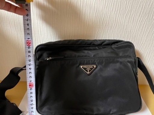 プラダ テスート ショルダーバッグ ブラック （値引き交渉可）