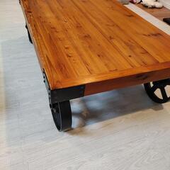 ビンテージ風ローテーブル（無垢材）の画像