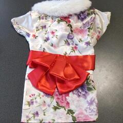 【終了】〘新品未使用〙とても可愛い小型犬用着物の画像