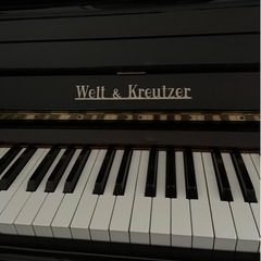 【決まりました】KREUTZER アップライトピアノ　木目濃茶色の画像