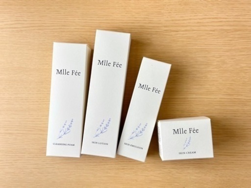 Mlle Fee（マドモアゼル フィー）オーガニックスキンケアセット　洗顔料　化粧水　美容乳液　クリーム　4点セット（ラベンダー）