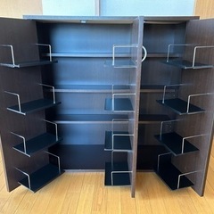 【最終値下げ】J-Supply 16段 本棚 扉付 DVDラック ストッカー 収納庫 日本製 コミック (ダークブラウン, 1個単品)の画像