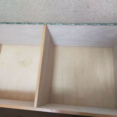 椅子　下にかなり収納できますの画像