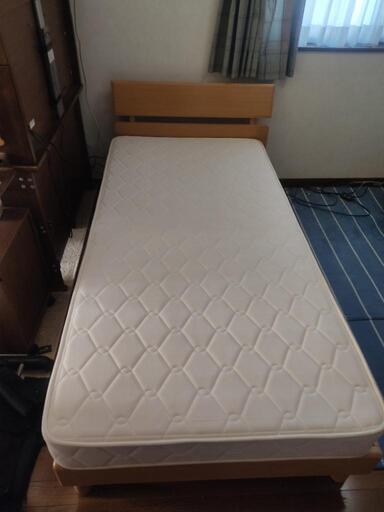 【決まりました】シングルベッド 安く譲ります