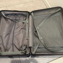 Rimowa キャリーケースの画像