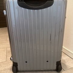 Rimowa キャリーケースの画像