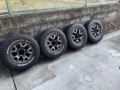 jb74ジムニーシエラ純正アルミホイールとMTタイヤ 4本