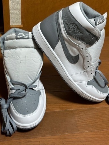 NIKEエアジョーダン1