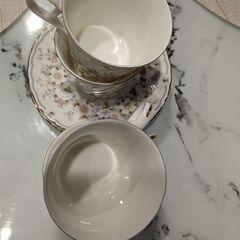 ティーカップ　ソーサーセットの画像