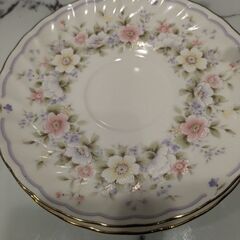 ティーカップ　ソーサーセットの画像