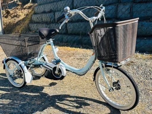 お値下げ！★ヤマハ パスワゴン★電動アシスト自転車 三輪車★新品バッテリー付