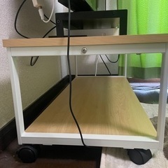 テレビ台の画像