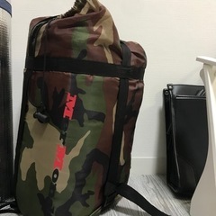 【1回のみ使用済み】寝袋 封筒型 ワイドサイズ 軽量保温　コンパ...