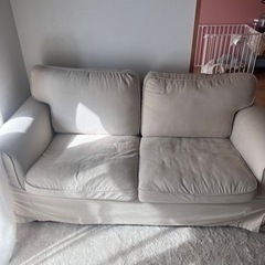 [取引中]IKEA 2人掛けソファ エークトルプ EKTORPの画像