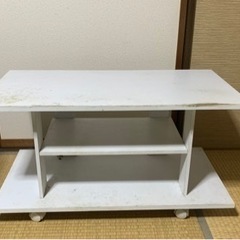 テーブル