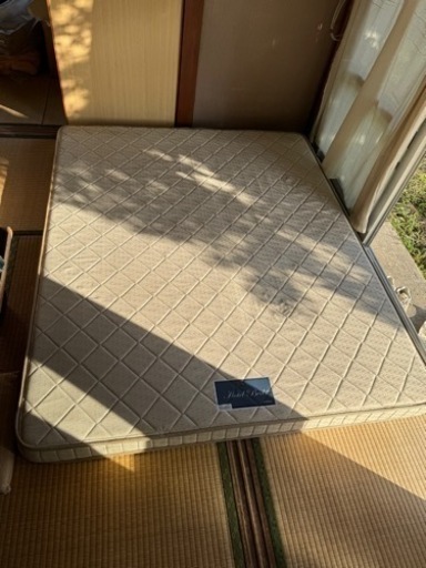 FRANCEBED クイーンサイズ