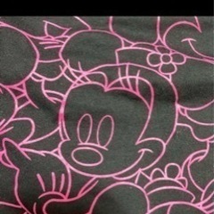 薄手のパーカー　ディズニー　ミッキー柄の画像