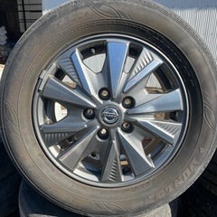 ニッサン　セレナ純正　195/65/15