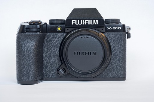 超美品 FUJIFILM X-S10 付属品未使用 元箱