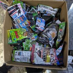 大量昆虫用品　大量にあります　まとめて1000円　驚くほど大量に...