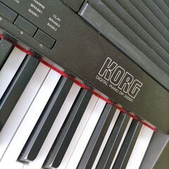 電子ピアノ