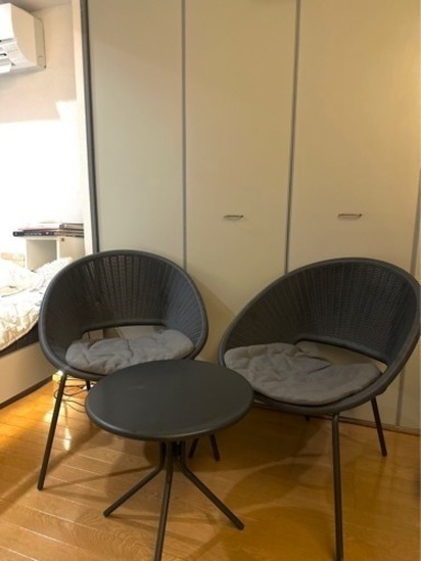 美品！ガーデンテーブル3点セット　椅子