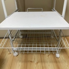 【2/11で出品取下げ】組立て式キッチンワゴンの画像