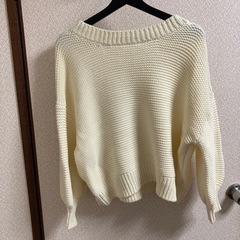 ジーナシス　セーターの画像