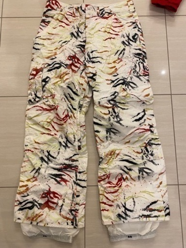 (値下げ)美品Burtonスノボウェア上下セットグローブ付き