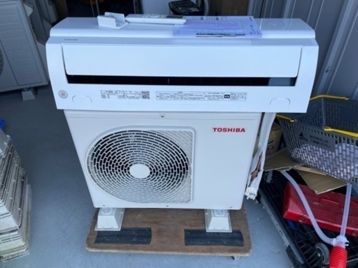 TOSHIBA　 6畳用　2.2kwエアコン　RAS-2212TM(W) 2022年製