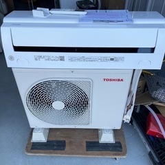 TOSHIBA　 6畳用　2.2kwエアコン　RAS-2212TM(W) 2022年製 