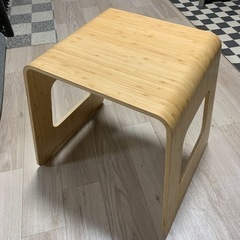 IKEA 竹製スツールの画像