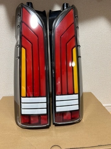 200系ハイエース テールランプ LEDフルビーム HELIOS ヘリオス