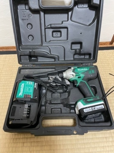 マキタ14.4V インパクトドライバー