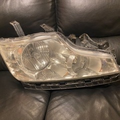 RK5 ステップワゴンスパーダ 右ヘッドライト HID
