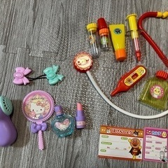 アンパンマンお医者さんごっこ、キティヘアメイクセット