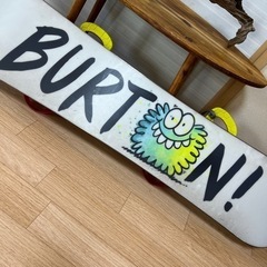 Burton スノーボードの画像